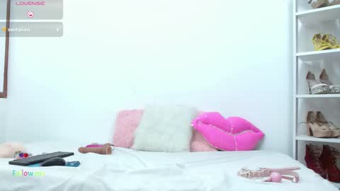 Snapshot of dannacatalina chatting on 09.12.25 dannacatalina online show from 09.12.25