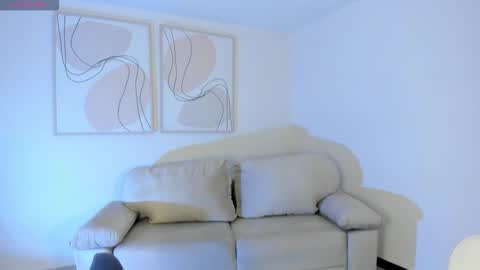 Danna Cruz  online show from 03.03.26