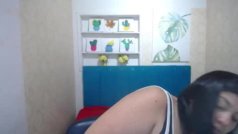 Danna Garza online show from 01.11.25