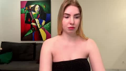 dannamissss online show from 12.21.24