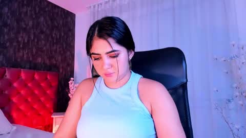 Snapshot of dannastaar chatting on 12.28.24 Danna online show from 12.28.24