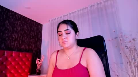 Snapshot of dannastaar chatting on 01.24.25 Danna online show from 01.24.25