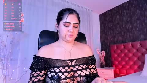 Snapshot of dannastaar chatting on 02.04.25 Danna online show from 02.04.25