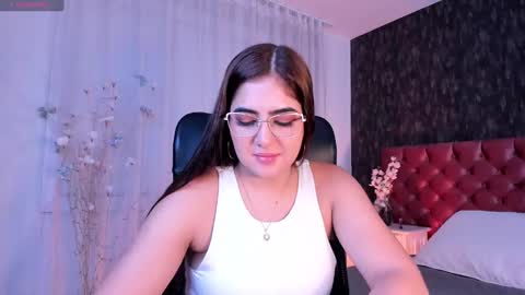 Snapshot of dannastaar chatting on 03.02.25 Danna online show from 03.02.25