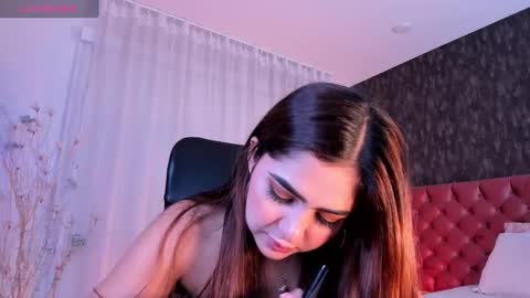 Snapshot of dannastaar chatting on 09.16.25 Danna online show from 09.16.25