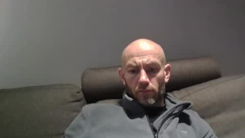 Snapshot of danny81boy chatting on 01.01.25 danny81boy online show from 01.01.25