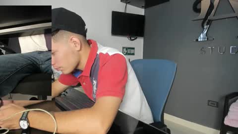 danny_and_lara online show from 10.03.25