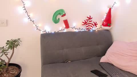 danny_and_lara online show from 11.15.25