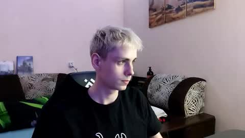 Snapshot of danny_fox888 chatting on 10.20.25 Daniel online show from 10.20.25