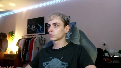 Snapshot of danny_fox888 chatting on 11.23.25 Daniel online show from 11.23.25