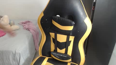 Snapshot of danny_sweettt chatting on 09.12.25 danny..........  guys I have onlyfans follow me I am new I want to share with you many things I love you online show from 09.12.25