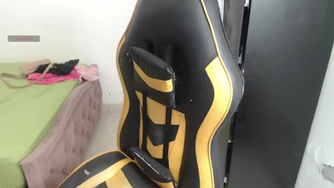 Snapshot of danny_sweettt chatting on 11.01.25 danny.......... guys I have onlyfans follow me I am new I want to share with you many things I love you online show from 11.01.25