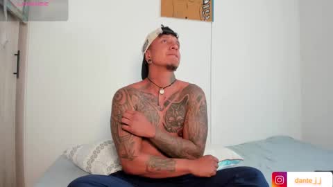 Snapshot of dante_j chatting on 01.12.26 dante online show from 01.12.26