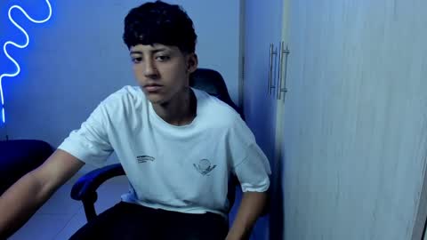 dante_martinez1 online show from 04.11.26