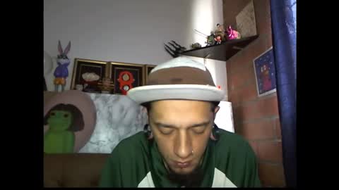 Snapshot of dante_x_5 chatting on 12.21.25 dante_x_5 online show from 12.21.25