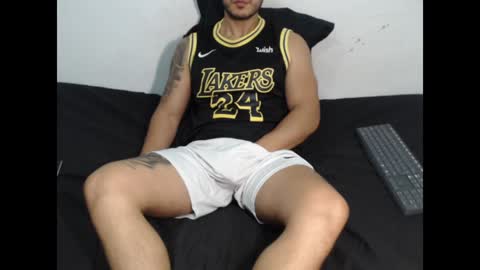 Snapshot of dantebrown1 chatting on 02.07.25 dantebrown1 online show from 02.07.25