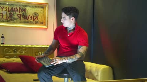 Snapshot of dantecoppolaa chatting on 05.09.26 Dante coppola online show from 05.09.26