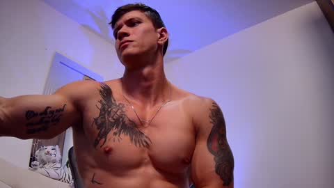 Snapshot of dantecummingss chatting on 01.03.25 Dante online show from 01.03.25