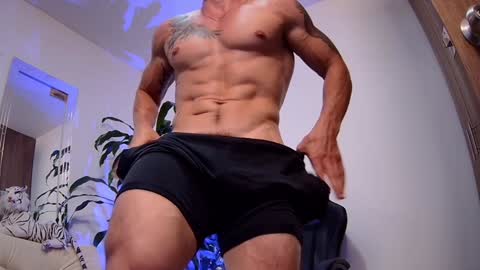 Snapshot of dantecummingss chatting on 01.06.25 Dante online show from 01.06.25