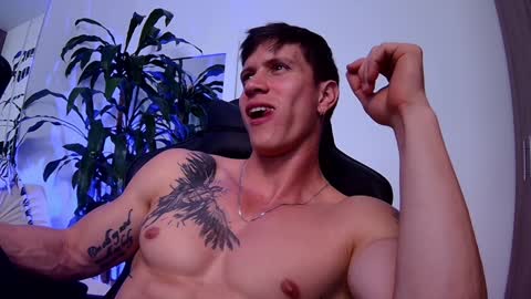 Snapshot of dantecummingss chatting on 01.07.25 Dante online show from 01.07.25