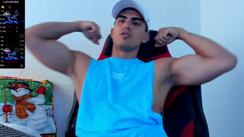 Snapshot of danterouxx chatting on 12.26.24 Dante online show from 12.26.24
