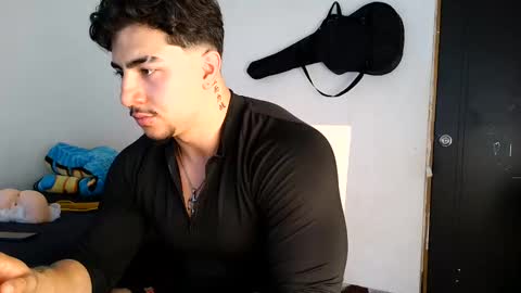 Dante Vicius online show from 11.18.25