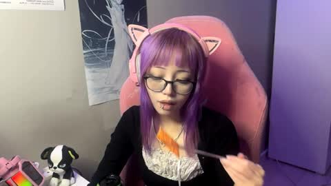 Snapshot of danyelleeyermann chatting on 04.07.26 danyelleeyermann online show from 04.07.26