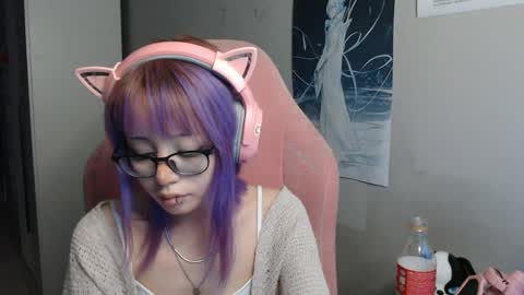 Snapshot of danyelleeyermann chatting on 04.08.26 danyelleeyermann online show from 04.08.26