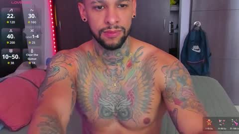 Snapshot of danyfitguy_ chatting on 11.03.25 danyfitguy_ online show from 11.03.25