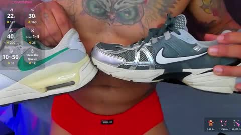 Snapshot of danyfitguy_ chatting on 11.30.25 danyfitguy_ online show from 11.30.25