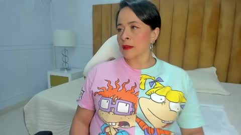 Daphne online show from 01.23.25