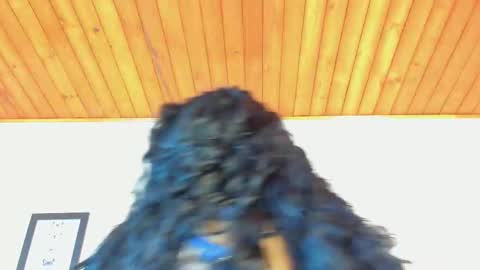 Antonella Mora online show from 10.17.25