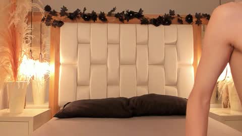 daphne_and_roger online show from 11.01.25