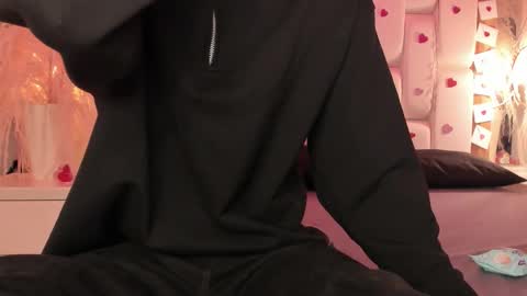 daphne_and_roger online show from 02.23.26