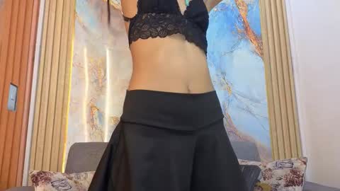 daphne_celestin23_aws online show from 10.08.25