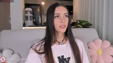 daphne_cooper1 online show from 04.20.26