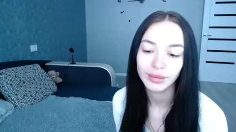 Daphne Darkthorn online show from 11.24.25