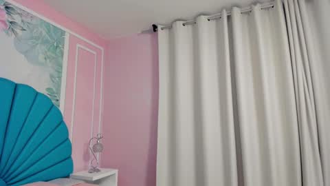 Snapshot of daphne_fox_ chatting on 02.08.25 Daphne online show from 02.08.25