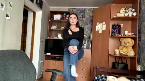 Poly online show from 04.30.26