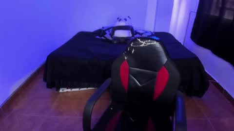 Snapshot of daphnepurple chatting on 12.14.24 DAPHNE online show from 12.14.24