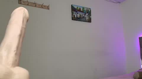 Snapshot of daphnepurple chatting on 12.31.24 DAPHNE online show from 12.31.24