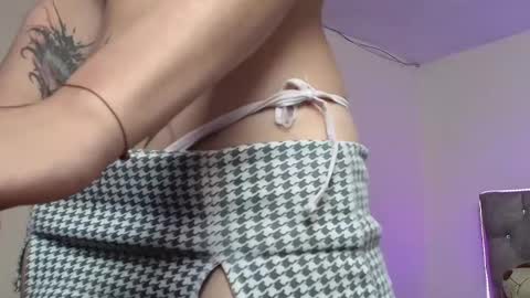 Snapshot of daphnepurple chatting on 01.24.25 DAPHNE online show from 01.24.25