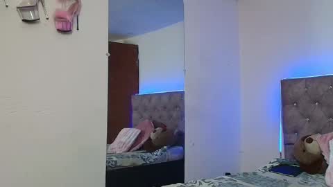 Snapshot of daphnepurple chatting on 02.08.25 DAPHNE online show from 02.08.25