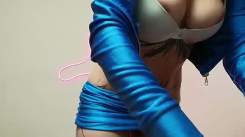 Snapshot of daphnepurple chatting on 09.27.25 DAPHNE online show from 09.27.25