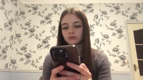 Emilia online show from 05.11.26