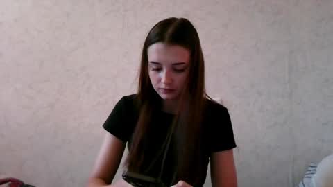 Emilia online show from 07.12.26