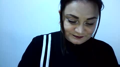 dapnne online show from 10.15.25