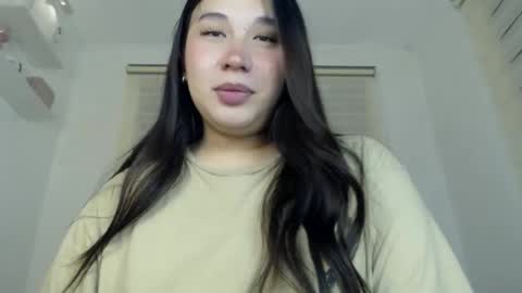 Snapshot of darcy_world chatting on 02.01.26 DARCY online show from 02.01.26