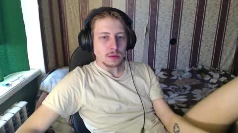 darienlarge online show from 10.21.25