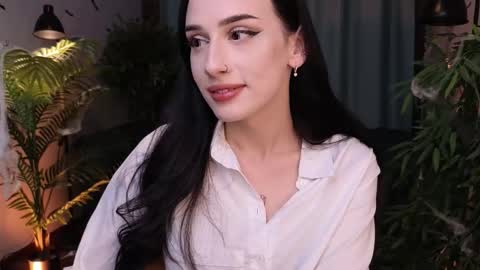 Darineko online show from 10.30.25